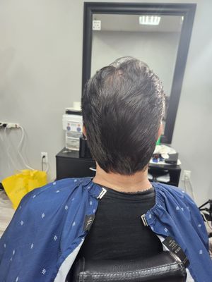 Look de corte natural en Luxury Salon & Barbershop
